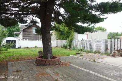 11 Main Street, Englishtown, NJ 07726 - Photo 57