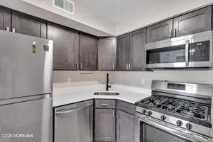 33 Diane Dr, Tinton Falls, NJ 07753 - Photo 5