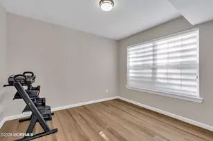 33 Diane Dr, Tinton Falls, NJ 07753 - Photo 9