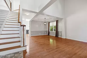 25 Brittany Ct, Atlantic Highlands, NJ 07716 - Photo 3