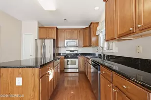 25 Brittany Ct, Atlantic Highlands, NJ 07716 - Photo 15