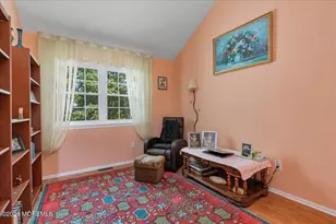 73 Malibu Dr, Eatontown, NJ 07724 - Photo 23