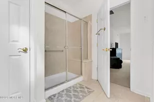 64 Vineyard Ct, Monroe Township, NJ 08831 - Photo 15