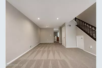 26 Duncan Way, Freehold, NJ 07728 - Photo 3