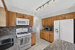 25 Rimwood Ln, Howell Township, NJ 07731 - Photo 13
