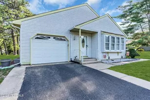 96 Sunset Rd, Whiting, NJ 08759 - Photo 5
