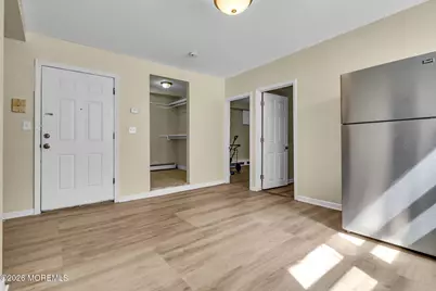 305 Cator Avenue #B, Jersey City, NJ 07305 - Photo 5