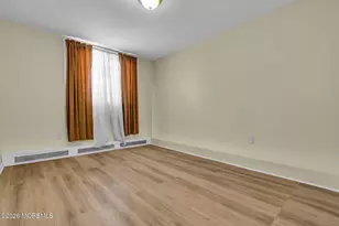 305 Cator Ave, Jersey City, NJ 07305 - Photo 13