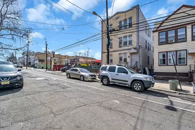 305 Cator Avenue #B, Jersey City, NJ 07305 - Photo 33