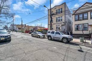 305 Cator Ave, Jersey City, NJ 07305 - Photo 33