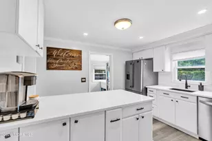 52 Bannard St, Freehold, NJ 07728 - Photo 9