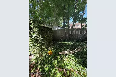 247 Tiller Avenue, Beachwood, NJ 08722 - Photo 5