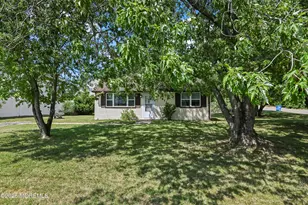 1813 Southampton Blvd, Toms River Township, NJ 08757 - Photo 19