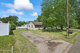 1813 Southampton Blvd, Toms River Township, NJ 08757 - Photo 21