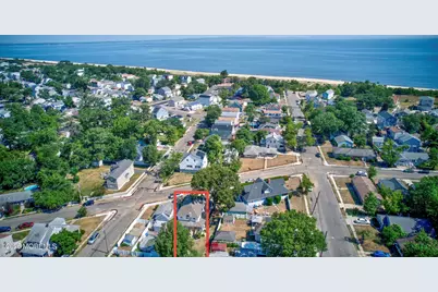 172 Park Avenue, Keansburg, NJ 07734 - Photo 1