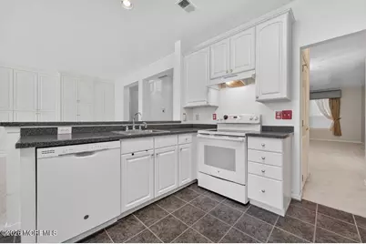 7 Allister Lane, Columbus, NJ 08022 - Photo 5