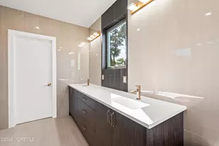 390 Monmouth Rd, West Long Branch, NJ 07764 - Photo 73