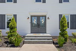 192 Yorkshire Terrace, Wrightstown, NJ 08562 - Photo 3