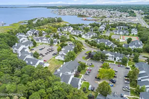 1313 Waters Edge Dr, Toms River Township, NJ 08753 - Photo 9