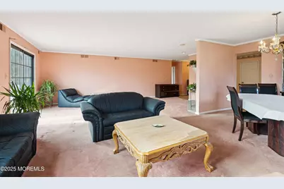 1 Suffolk Way, Marlboro Township, NJ 07746 - Photo 7