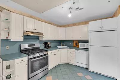 89 Oak Hill Road, Middletown, NJ 07748 - Photo 29