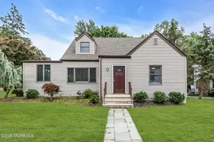 89 Oak Hill Rd, Middletown, NJ 07748 - Photo 1