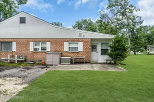 9 Willow St, Toms River Township, NJ 08757 - Photo 5