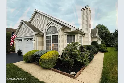 18 Skyline Drive, Lakewood, NJ 08701 - Photo 1