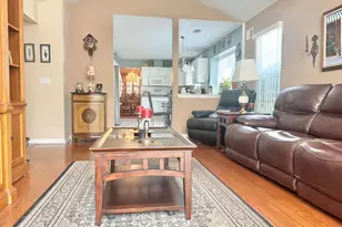 18 Skyline Dr, Lakewood, NJ 08701 - Photo 9