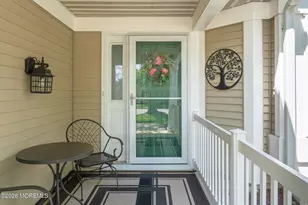 1156B Thornbury Ln, Manchester Township, NJ 08759 - Photo 5