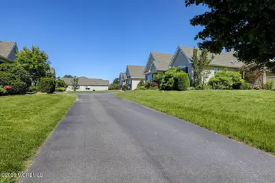18 Deerchase Lane, Lakewood, NJ 08701 - Photo 7