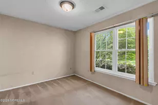 7 Kingston Close, Freehold, NJ 07728 - Photo 21