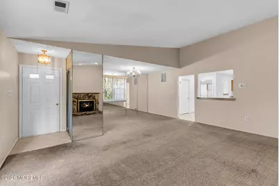 7 Kingston Close #1000, Freehold, NJ 07728 - Photo 7