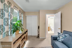 7 Kingston Close, Freehold, NJ 07728 - Photo 23