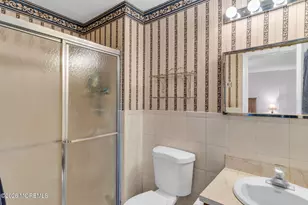 7 Kingston Close, Freehold, NJ 07728 - Photo 35