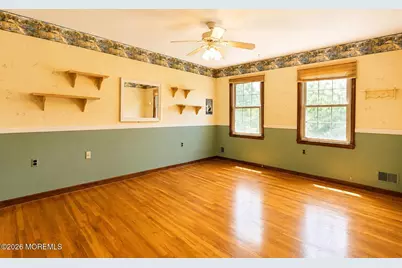 19 Scott Drive, Morganville, NJ 07751 - Photo 17