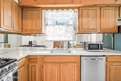 106 Chingarora Avenue, Keyport, NJ 07735 - Photo 15