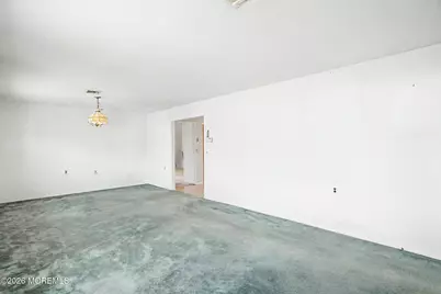 658 Jamaica Boulevard, Toms River Township, NJ 08757 - Photo 9