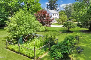 729 Wayside Rd, Neptune Township, NJ 07753 - Photo 7