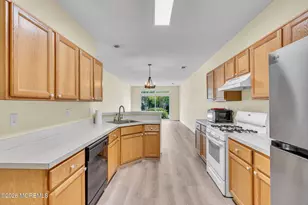 146 Greenlawns Dr, Lakewood, NJ 08701 - Photo 13