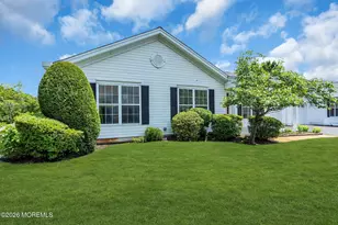 146 Greenlawns Dr, Lakewood, NJ 08701 - Photo 27