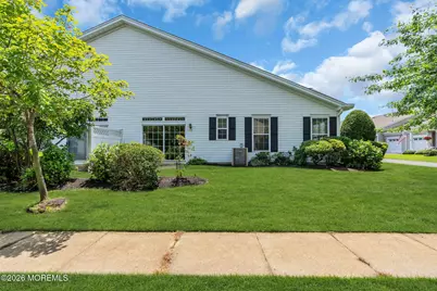 146 Greenlawns Drive, Lakewood, NJ 08701 - Photo 25