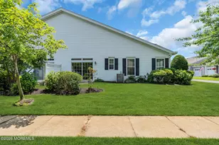146 Greenlawns Dr, Lakewood, NJ 08701 - Photo 25
