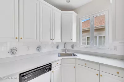 6 Greensprings Drive, Lakewood, NJ 08701 - Photo 9