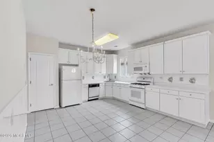 6 Greensprings Dr, Lakewood, NJ 08701 - Photo 5