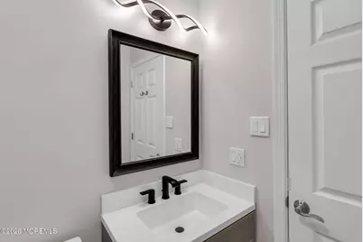 812 Beacon Street, Toms River Township, NJ 08757 - Photo 15