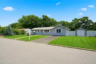 20 Western Dr, Howell Township, NJ 07731 - Photo 3