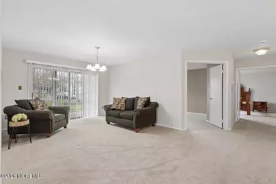437 Hampton Court #12-1, Manalapan Township, NJ 07726 - Photo 7