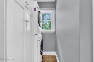485 Freehold St, Oakhurst, NJ 07755 - Photo 9