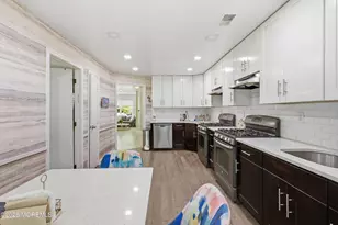 121 Forest Park Cir, Lakewood, NJ 08701 - Photo 13